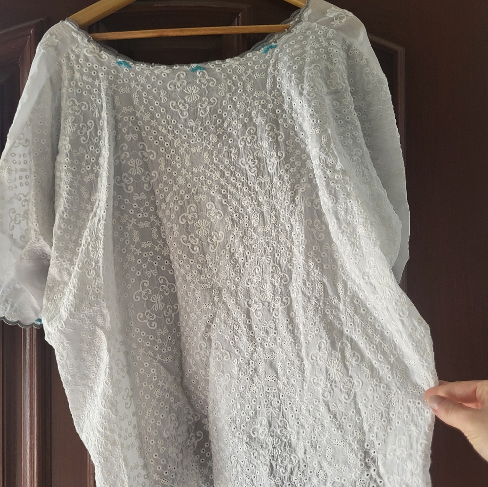 JOHNNY WAS - White embroidered top